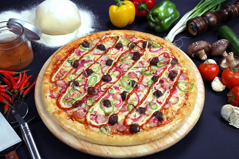 Өнөөдөр олон улсын “пиццаны баяр”-ын өдөр тохиож байна